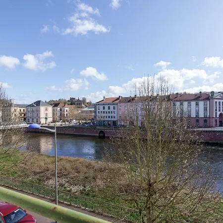 Le Cocon Du Quai - Centre D'epinal Apartment *