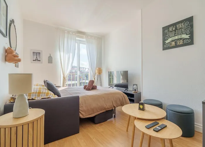 Apartment Le Cocon Du Quai - Centre D'epinal